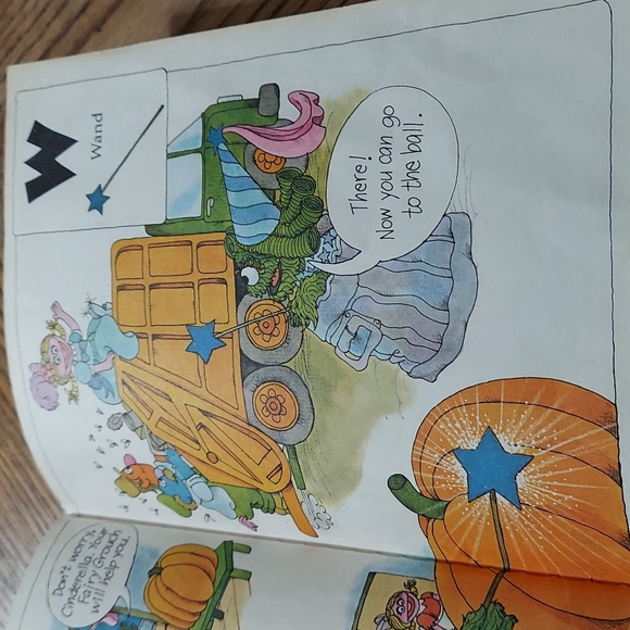 The Sesame Street Storybook Alphabet - Picture 10 of 12